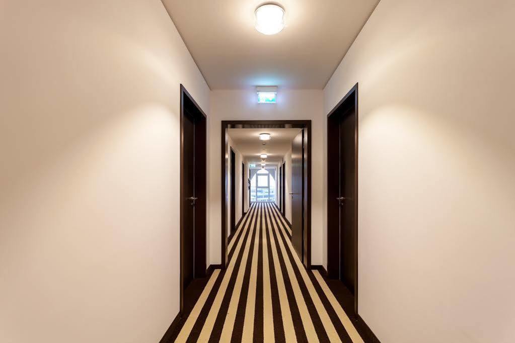 Tobbaccon Hotel Bensheim Exterior foto